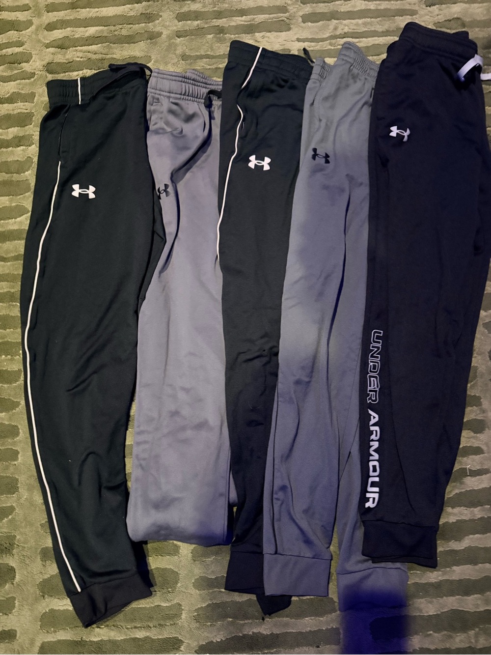 Under Armour Kids' Joggers in Black and Gray – Pack of Five